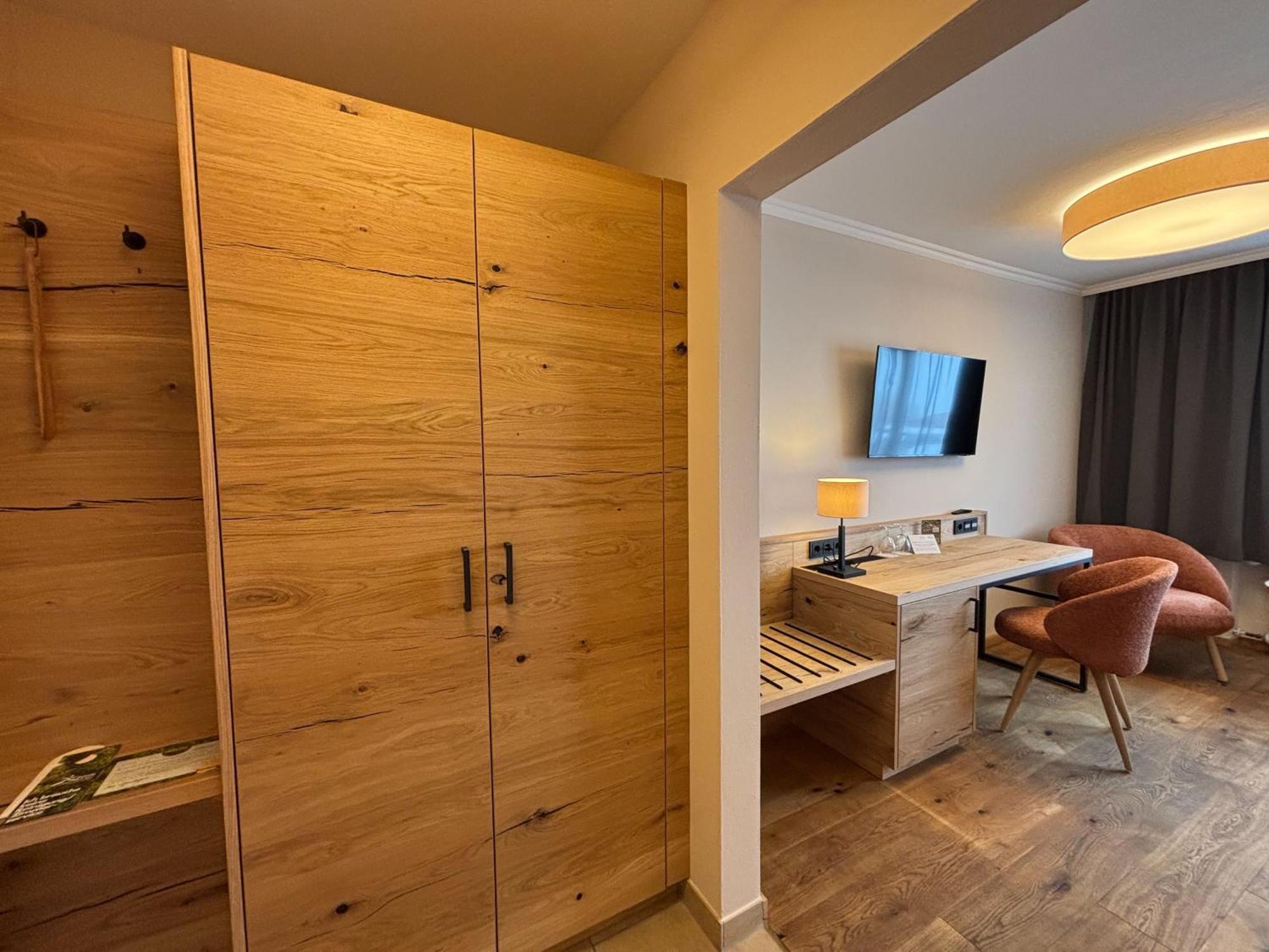 Bio- Und Wellnesshotel Eggensberger 4*